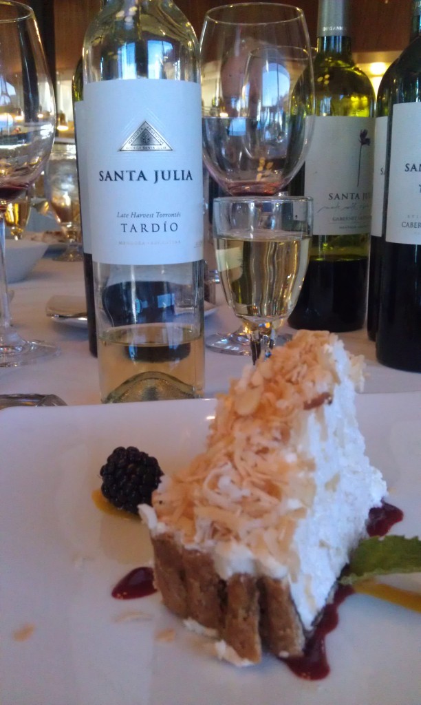 2009 Santa Julia Tardio (Mendoza, Argentina) & Coconut Mousse Pie